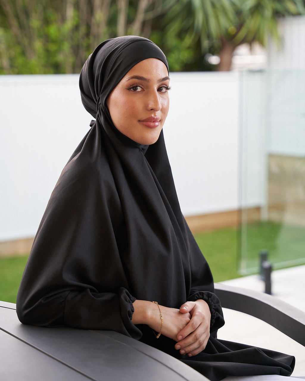 Midnight Linen Jilbab