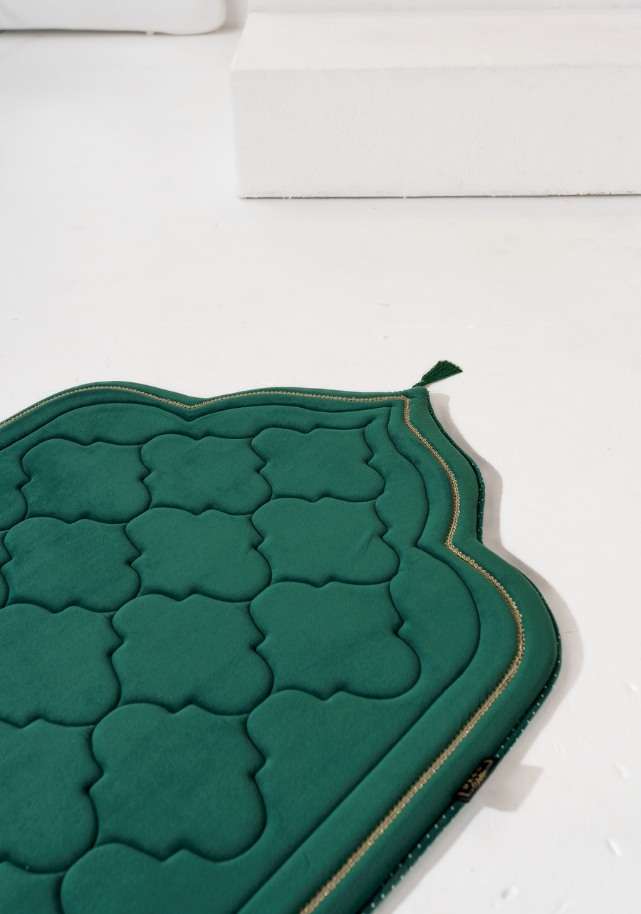 Emerald Royal Spade Prayer Mat