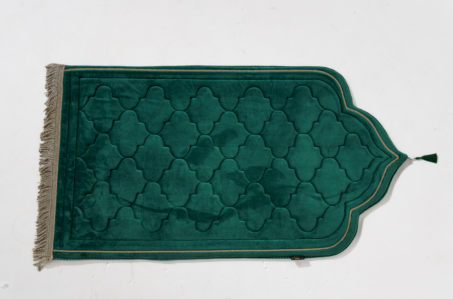 Emerald Royal Spade Prayer Mat