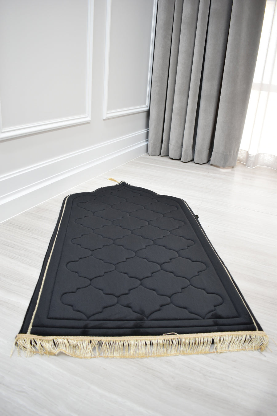 Qibla Royal Spade Prayer Mat