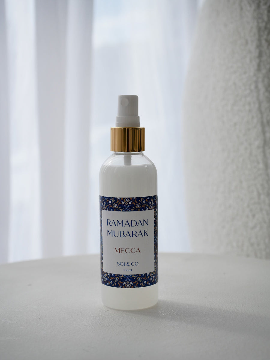 Mecca Prayer Mat Mist